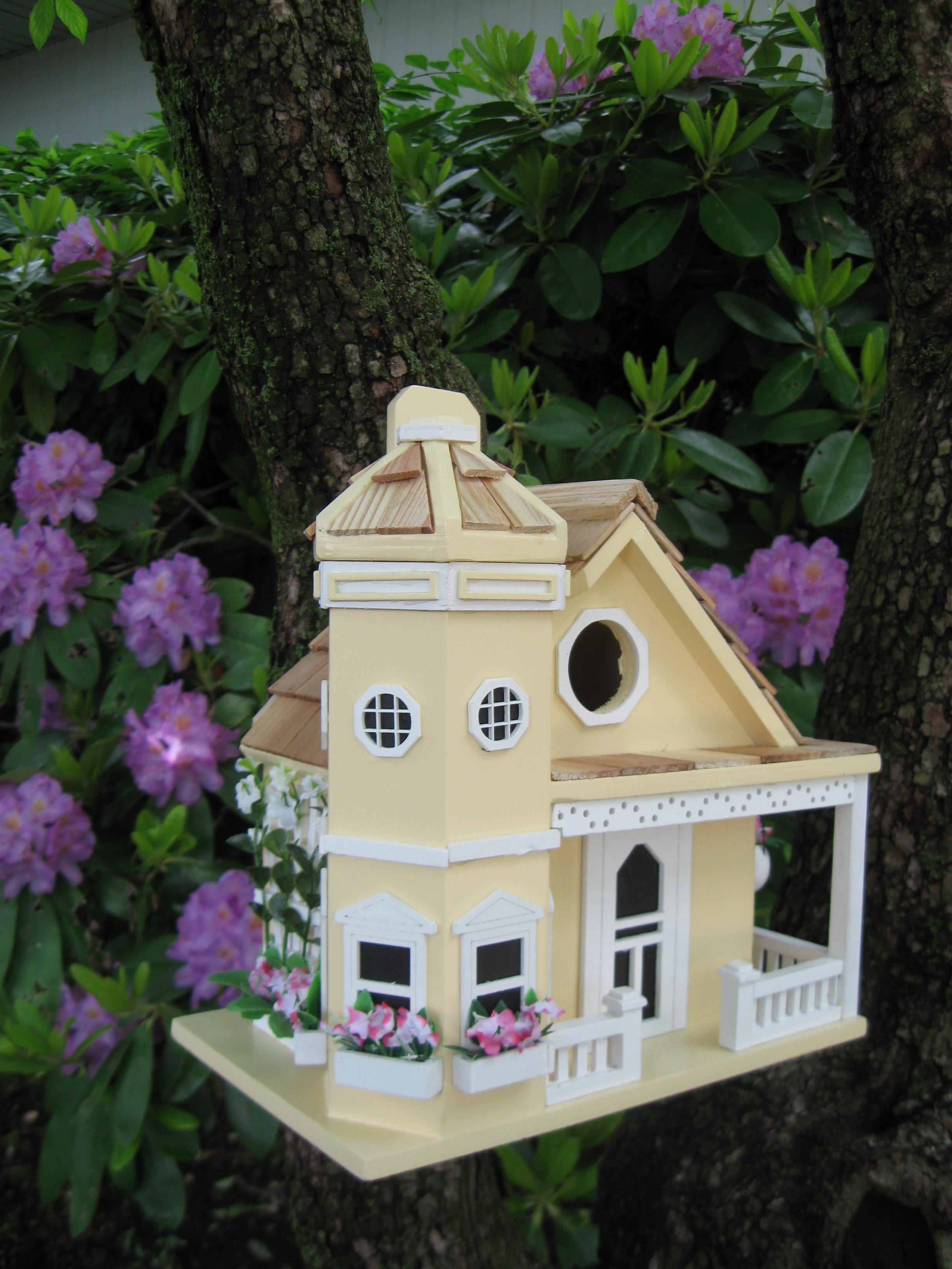 Home Bazaar HB-9095YS Fledgling Series Flower Pot Cottage Birdhouse - Yellow