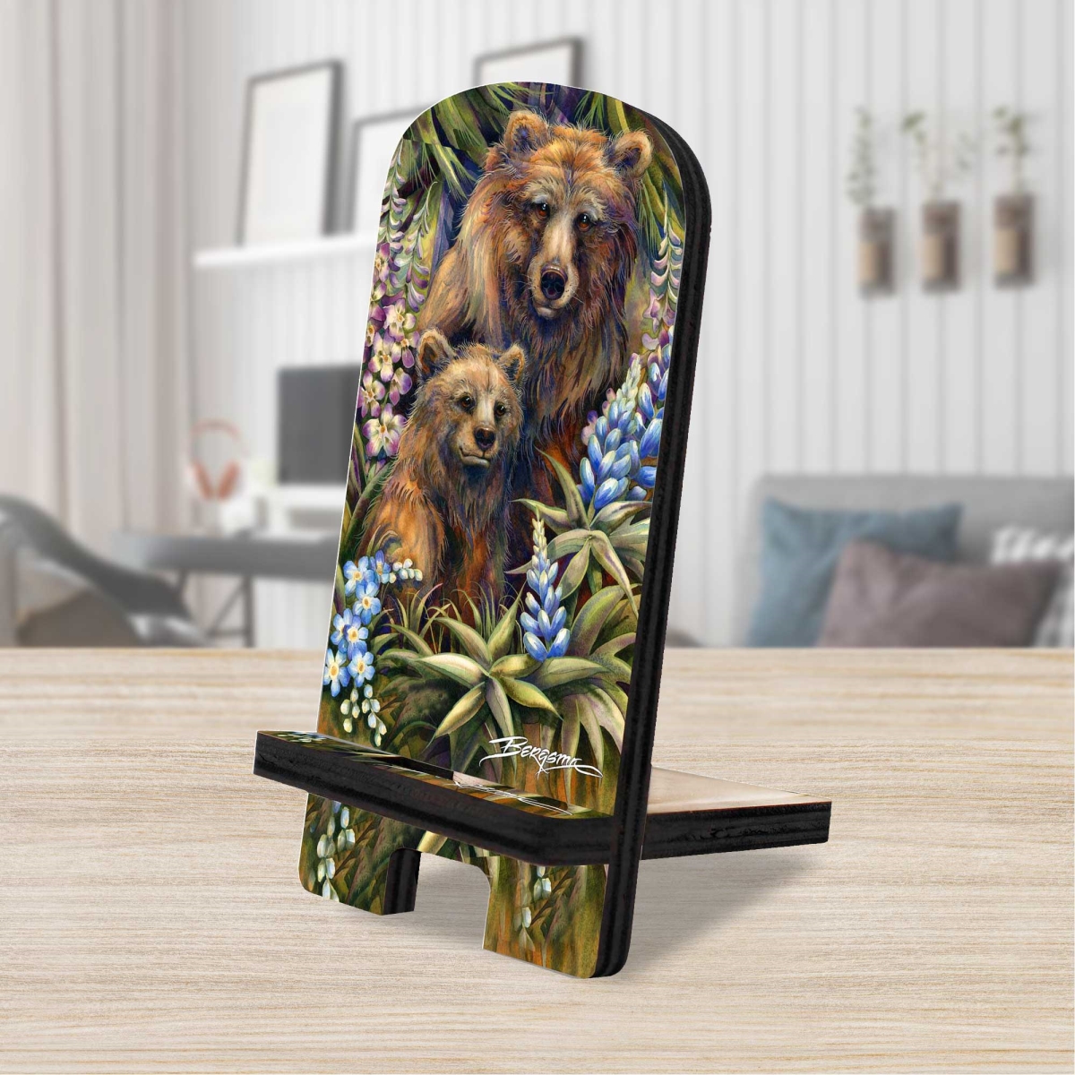 Designocracy 892092-JB 6 x 3 x 3 in. Grin & Bear it Grizzly Mother & Cub Cell Phone Stand Wildlife Decor with Wood Mobile Holder Organizer