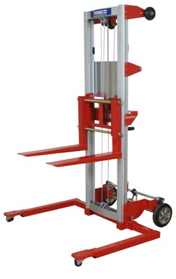Wesco Industrial Products Wesco Industrial 273513 Hand Winch Lift 400Lb- Straddle Base