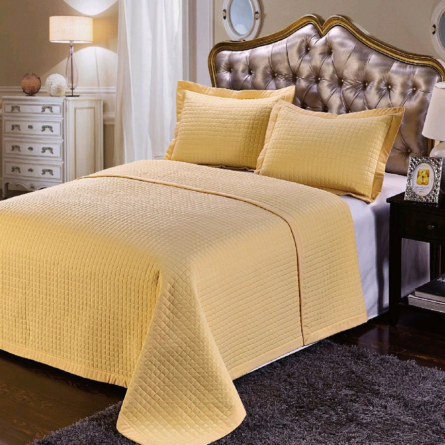 GoLinens Luxury Gold Checkered Quilted Wrinkle Free Microfiber 3 Piece Coverlets Set