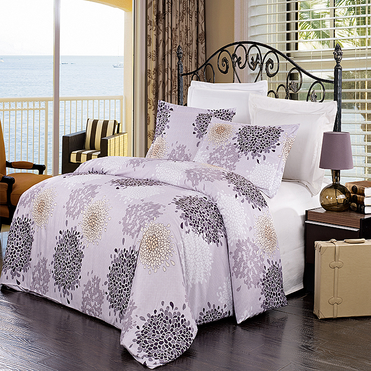 GoLinens Luxury Lilac, Purple, Ivory, and Gold Printed Pattern Microfiber Duvet Cover with Pillow Shams