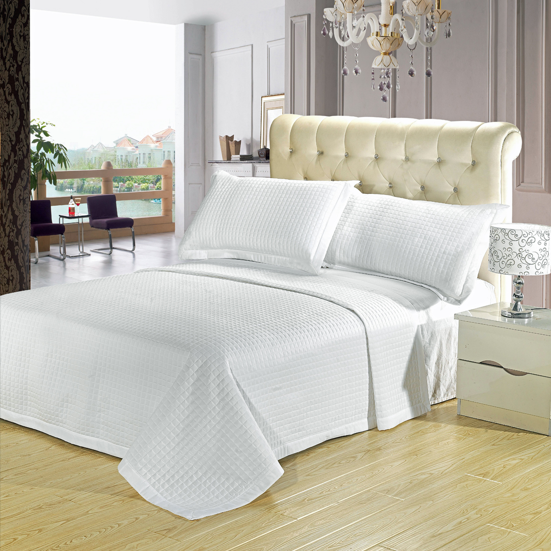 GoLinens Luxury White Checkered Quilted Wrinkle Free Microfiber 3 Piece Coverlets Set - Twin - White
