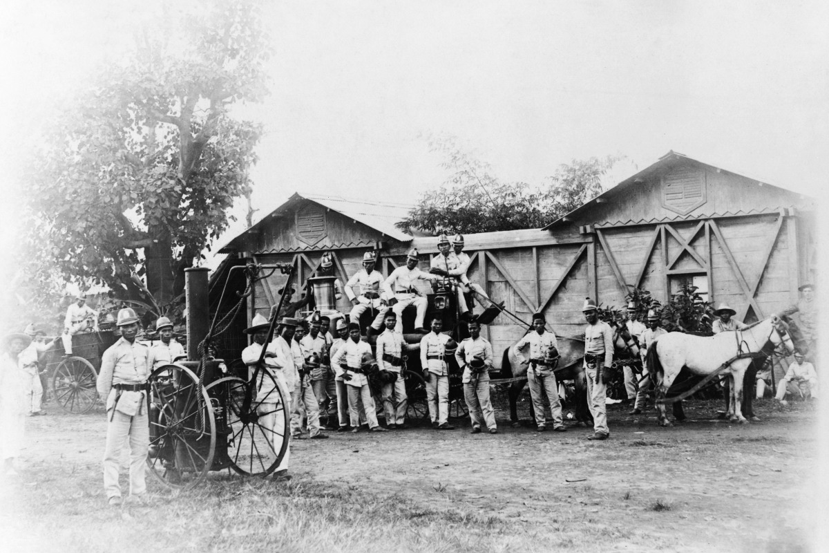 Photo Print 11x17: Bomberos  Or Filipino Fire Company  Manila  1899 by ClassicPix.com