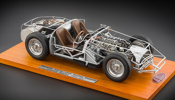 CMC 1956 Maserati 300S Rolling Chassis 1/18 Diecast Model by CMC