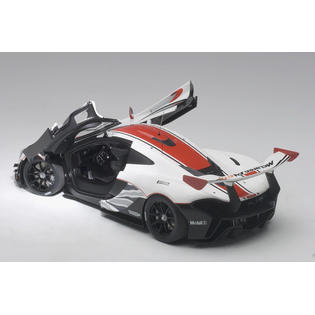 Mclaren P1 Gtr Gloss White With Red Stripes 1 18 Model Car By Autoart