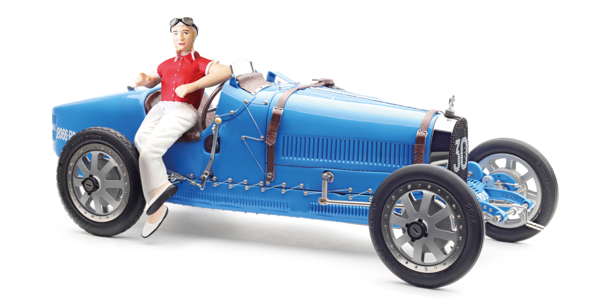 CMC Bugatti T35 #30 Grand Prix Blue Livery w/a Female Racer Figurine Ltd Ed to 600 pcs Worldwide 1/18 Diecast Model by CMC