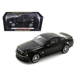 SHELBY COLLECTIBLES 2008 Ford Shelby Mustang GT500KR Black with Black Stripes 1/18 Diecast Model Car by Shelby Collectibles