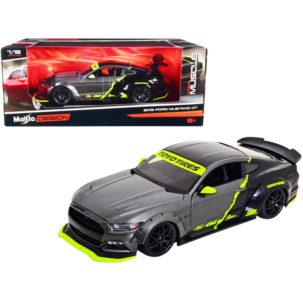 maisto 2015 Ford Mustang GT 5.0 Gray Metallic and Black with Graphics "Modern Muscle" Series 1/18 Diecast Model Car by Maisto
