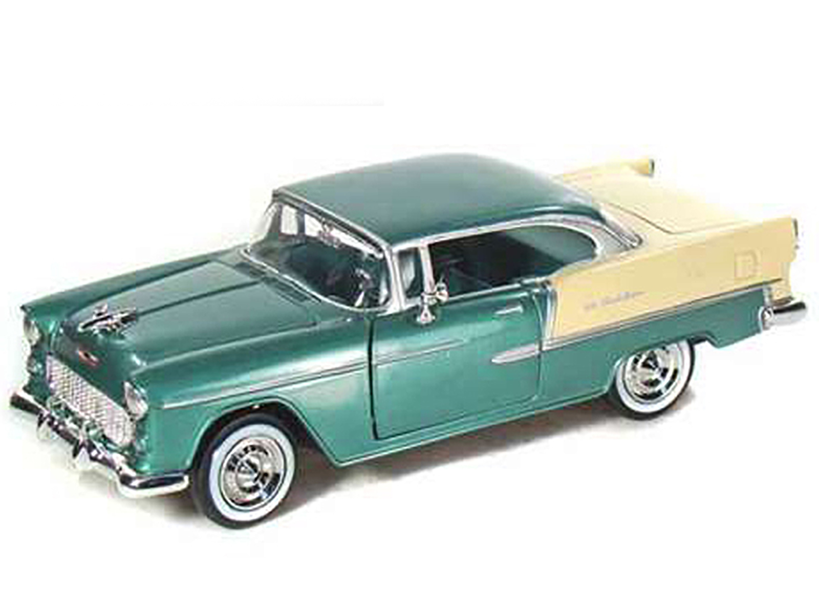 Motormax 1955 Chevrolet Bel Air Green 1/24 Diecast Model Car by Motormax