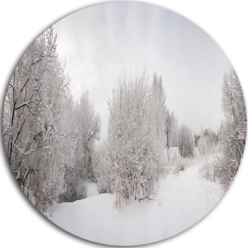 DESIGN ART Designart 'Snow Landscape with Frosted Trees' Landscape Circle Wall Art
