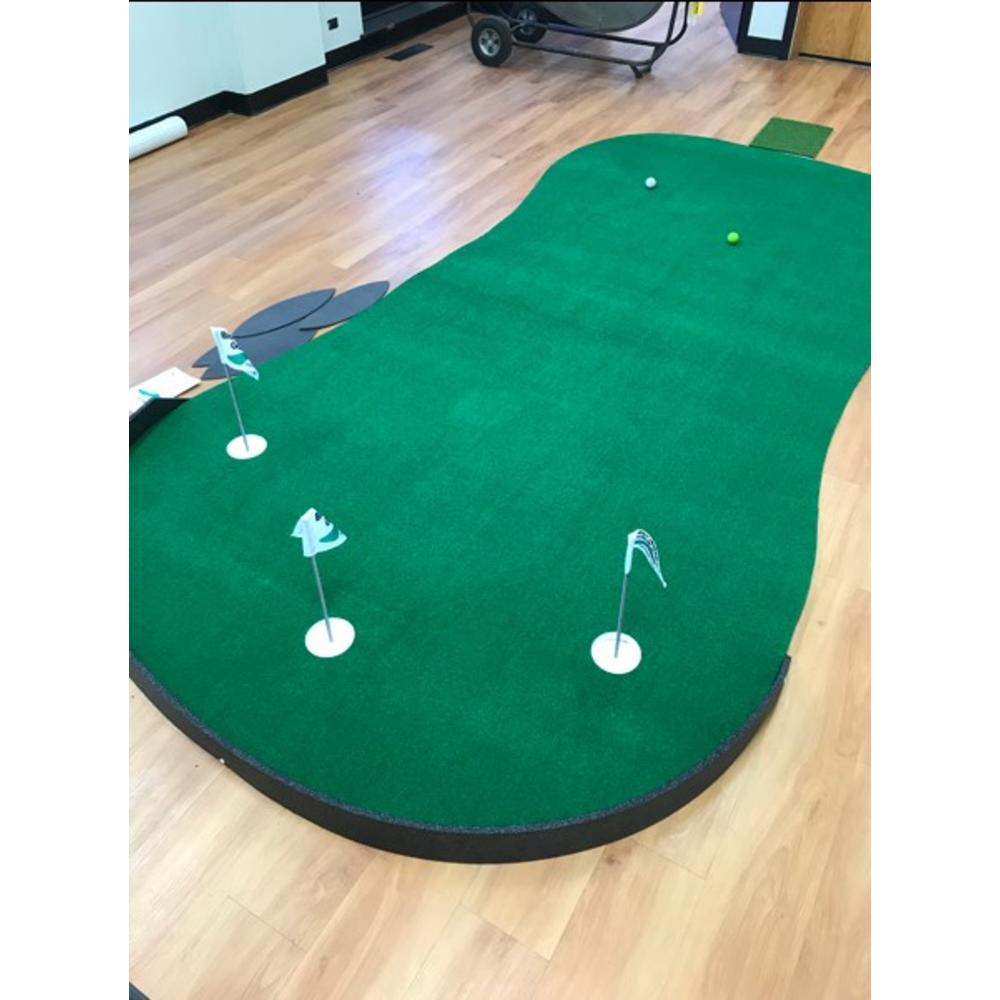 Big Moss Golf The General V2 6' X 12' Practice Putting Chipping Green with 3 Cups