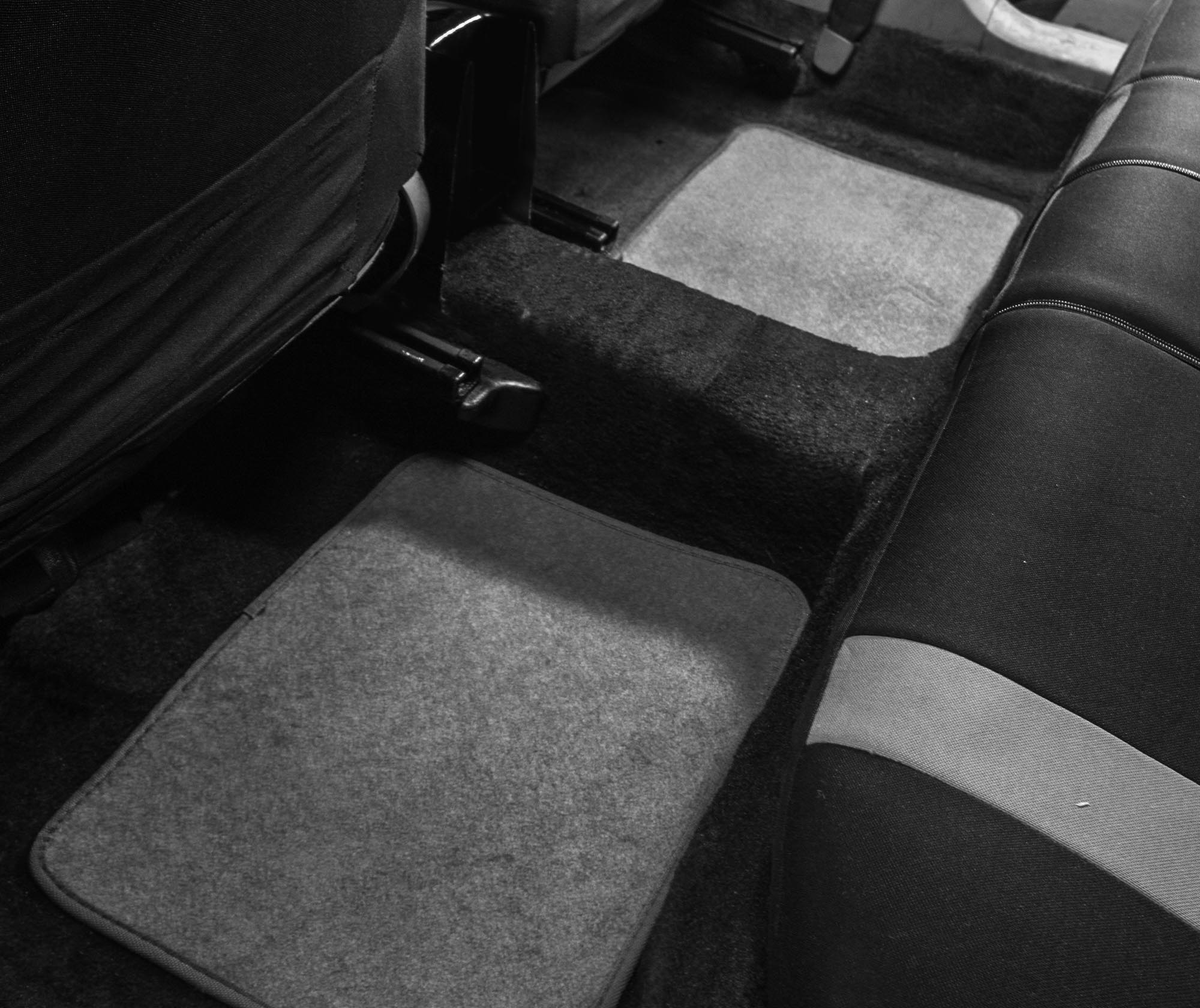 FH Group Carpet Floor Mats with Heel Pad  With Heel Pad for SUV, VAN, 3 Row Full Set, Beige