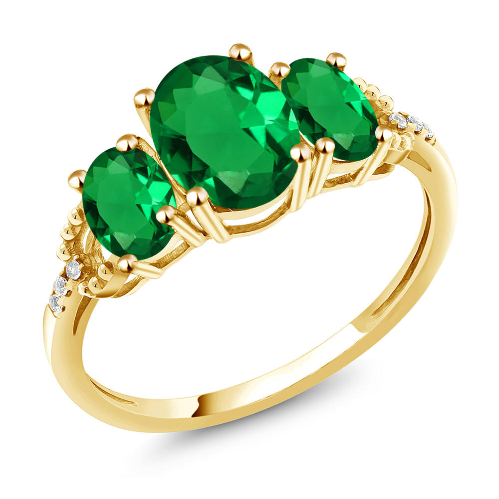 Gem Stone King 1.59 Ct Oval Green Simulated Emerald 10K Yellow Gold Ring