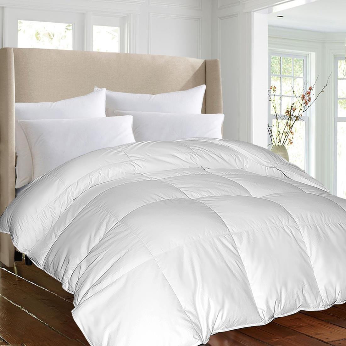 Blue Ridge 1000 TC Egyptian Cotton cover Down Alternative Comforter White