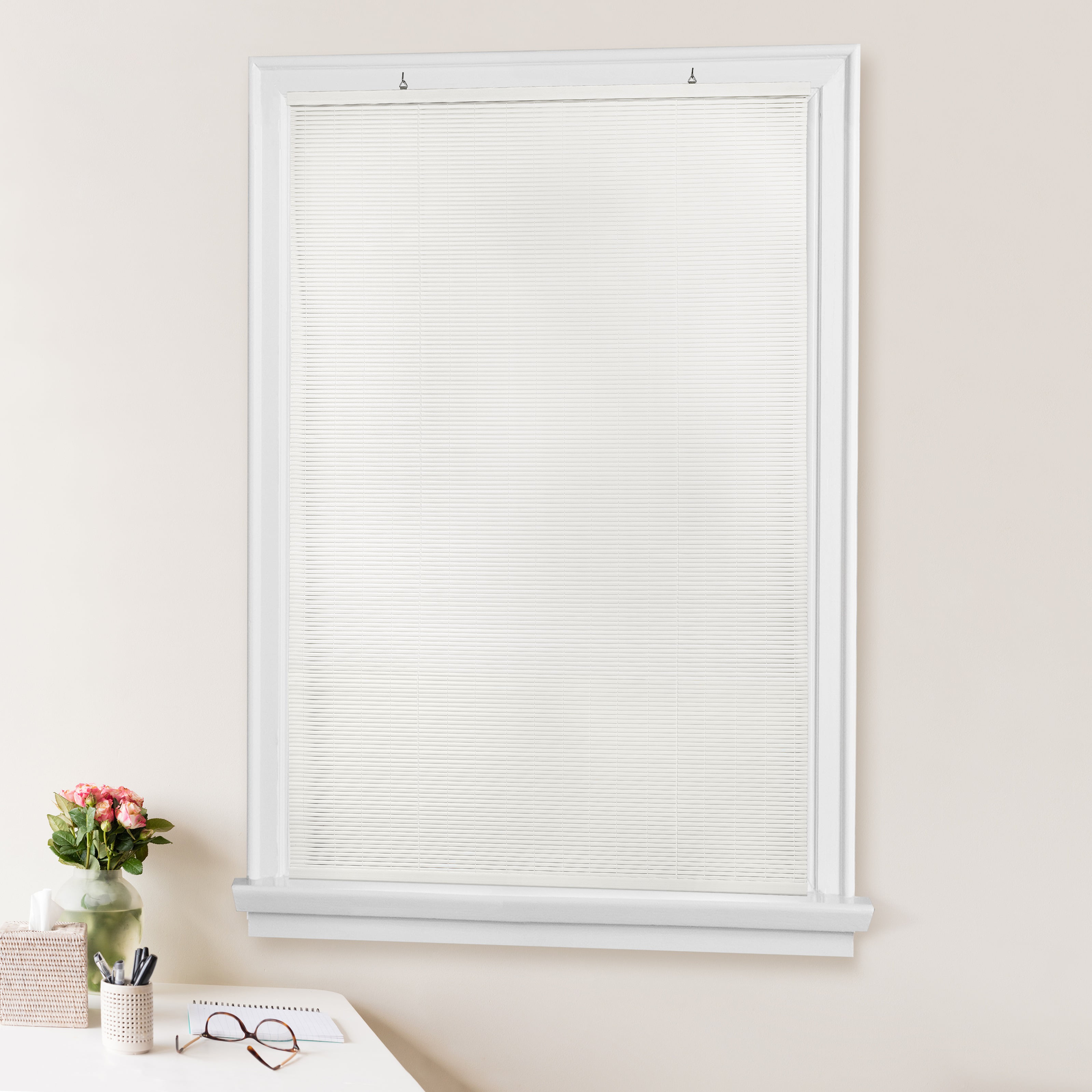 Royal Bath Simple Elegance by Ben&Jonah Cordless Eclipse Collection Vinyl Roll-Up Blind 36"L x 72"W - White