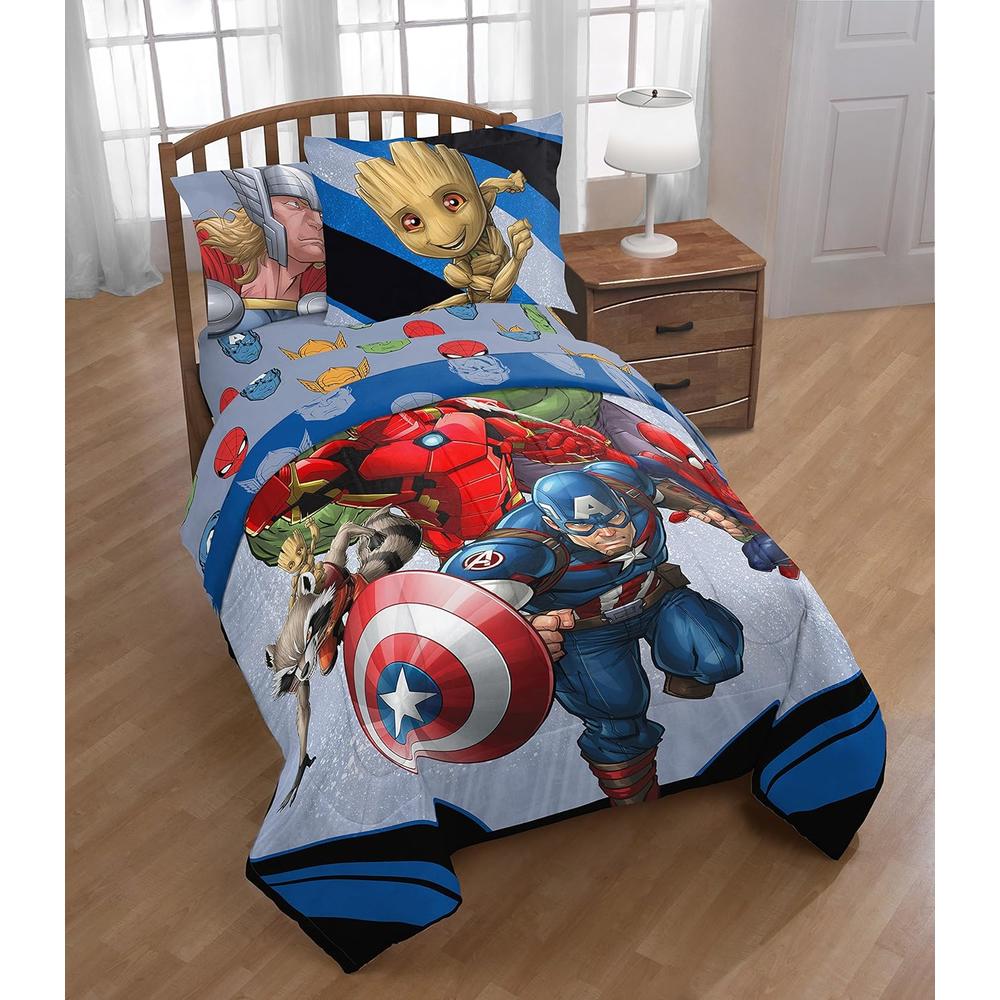 Marvel Avengers Marvel Comics Boys Full Comforter, Sheets & Bonus Shams (7 Piece Bed in Bag)