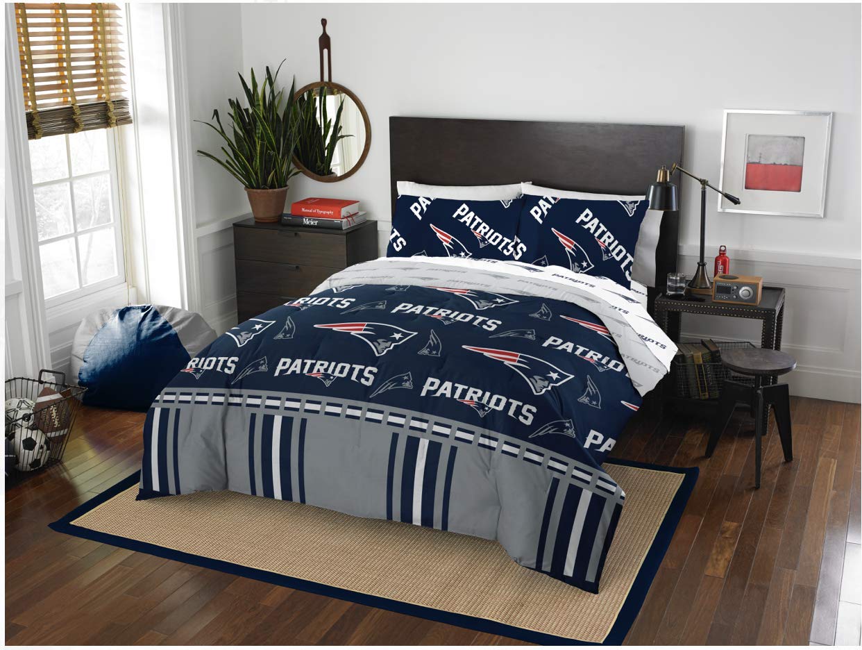 NFL New England Patriots Queen Comforter & Sheet Set (5 Piece Bedding)