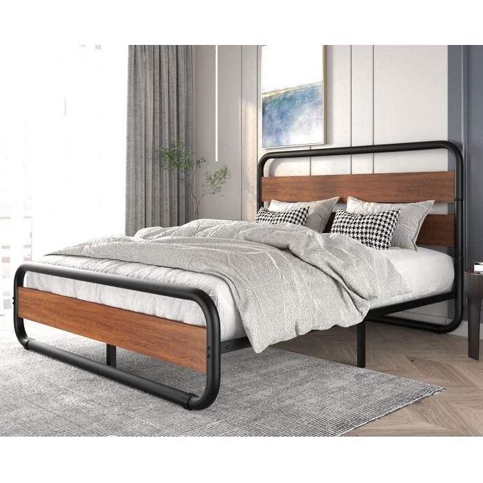 GreenHome123 Heavy Duty Industrial Modern Metal Wood Platform Bed Frame with Headboard