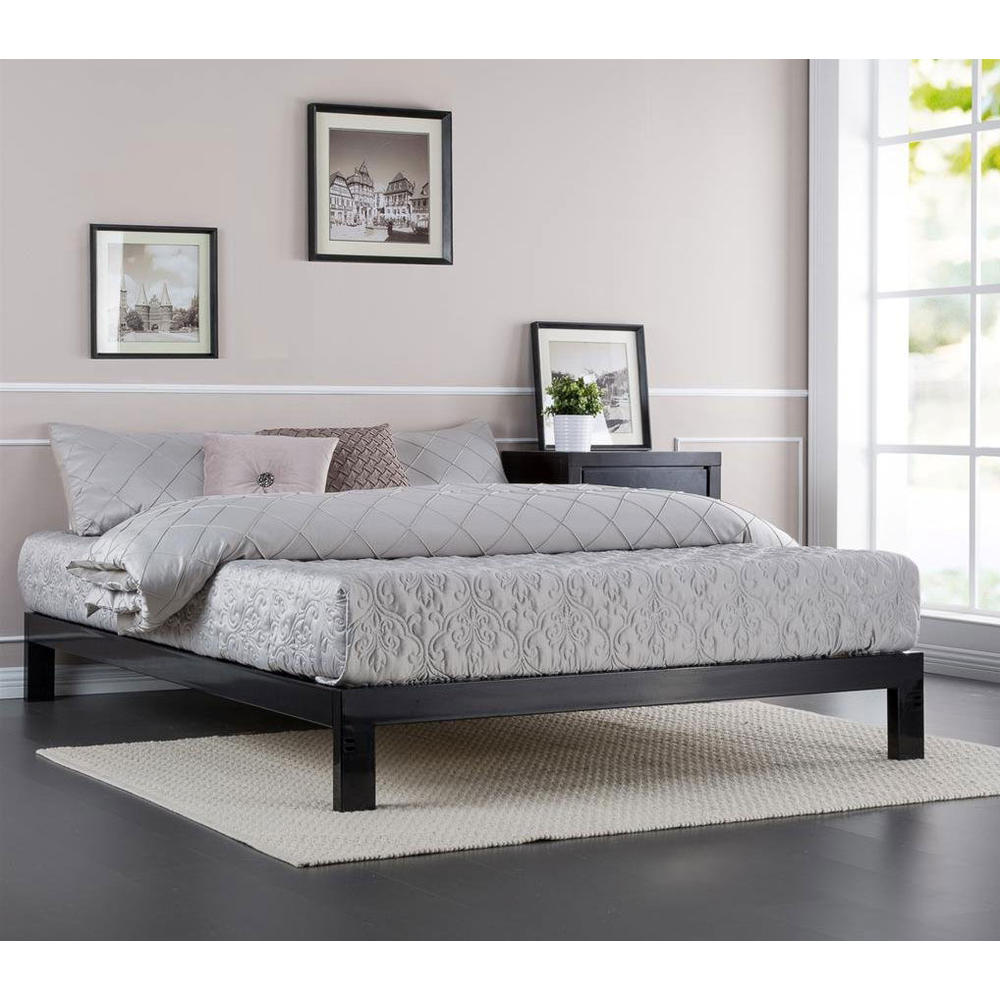GreenHome123 Modern Black Metal Platform Bed Frame with Wood Slats in Twin Full Queen King