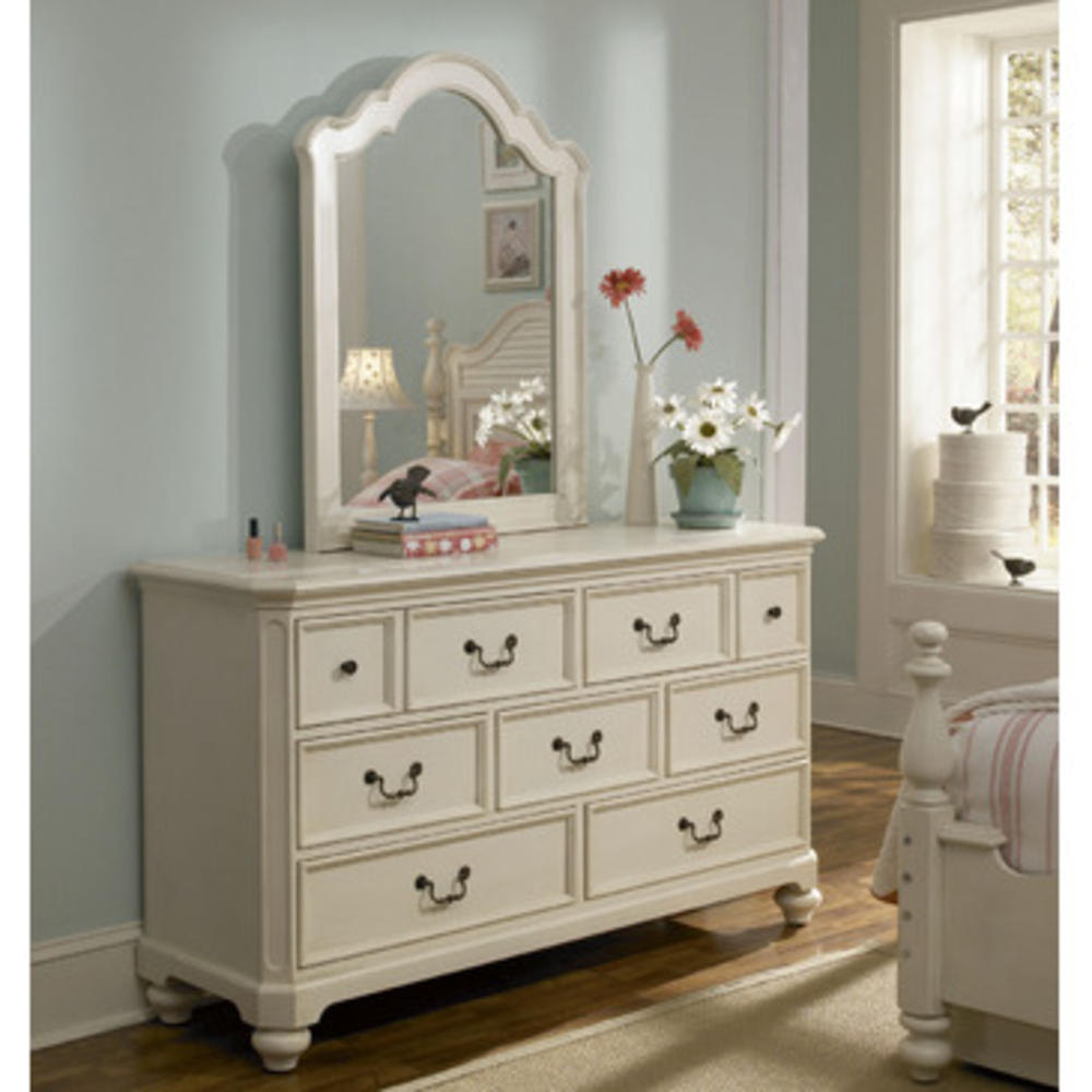 Lea Industries Lea Retreat White 7 Drawer Dresser w/ Vertical Mirror in Antique White
