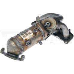 Dorman - OE Solutions Exhaust Manifold with Integrated Catalytic Converter P/N:673-811