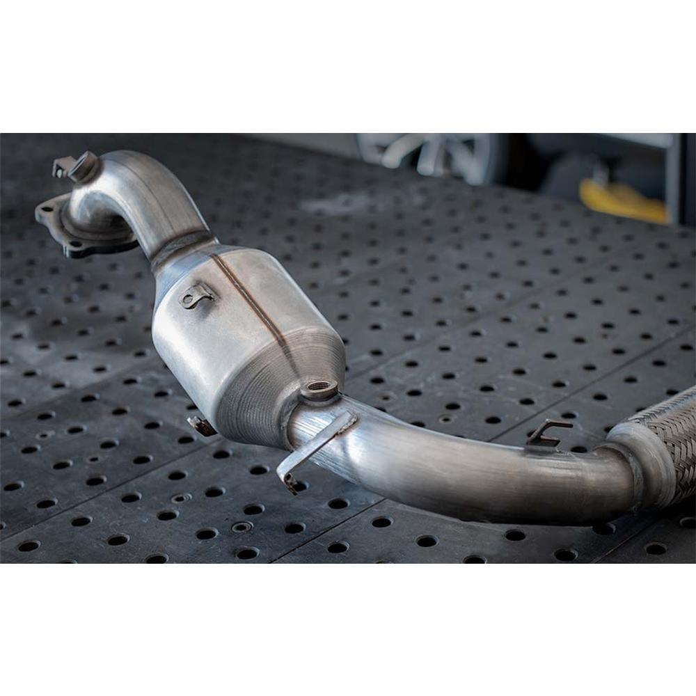 MagnaFlow Exhaust Products MagnaFlow 49 State Converter 23009 Direct Fit Catalytic Converter