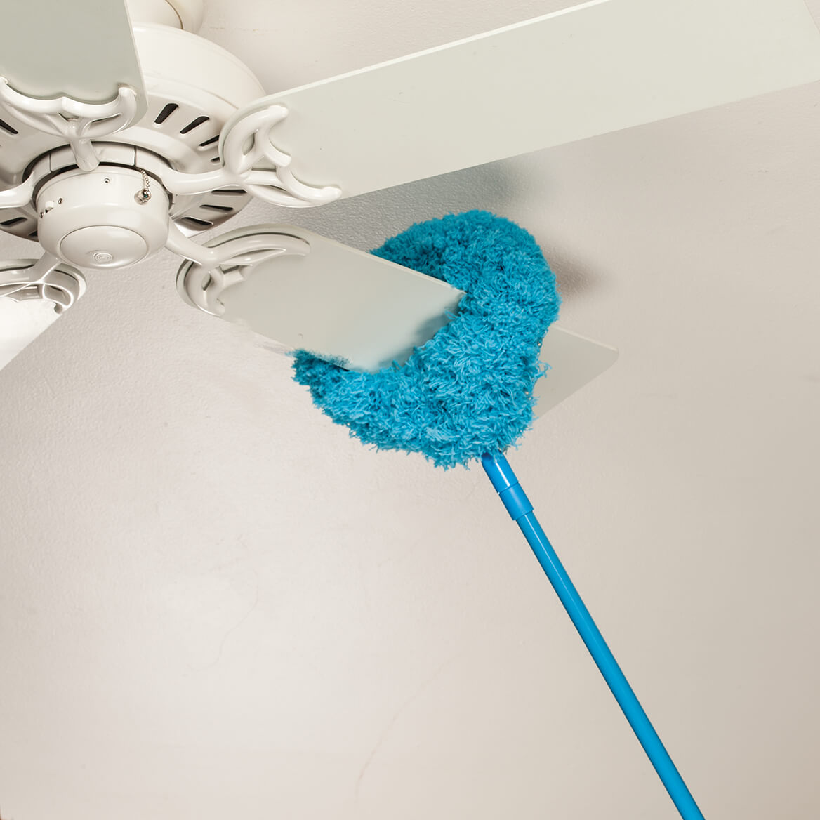 Fox Valley Traders Telescoping Ceiling Fan Duster By
