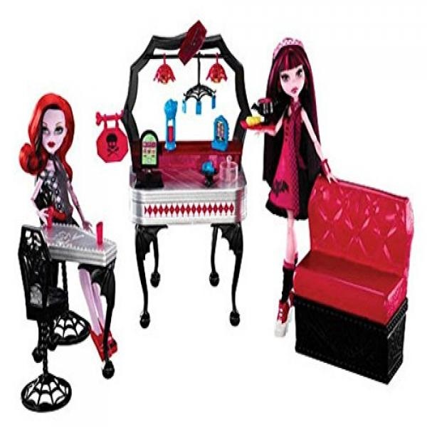monster high die ner playset with draculaura and operetta dolls