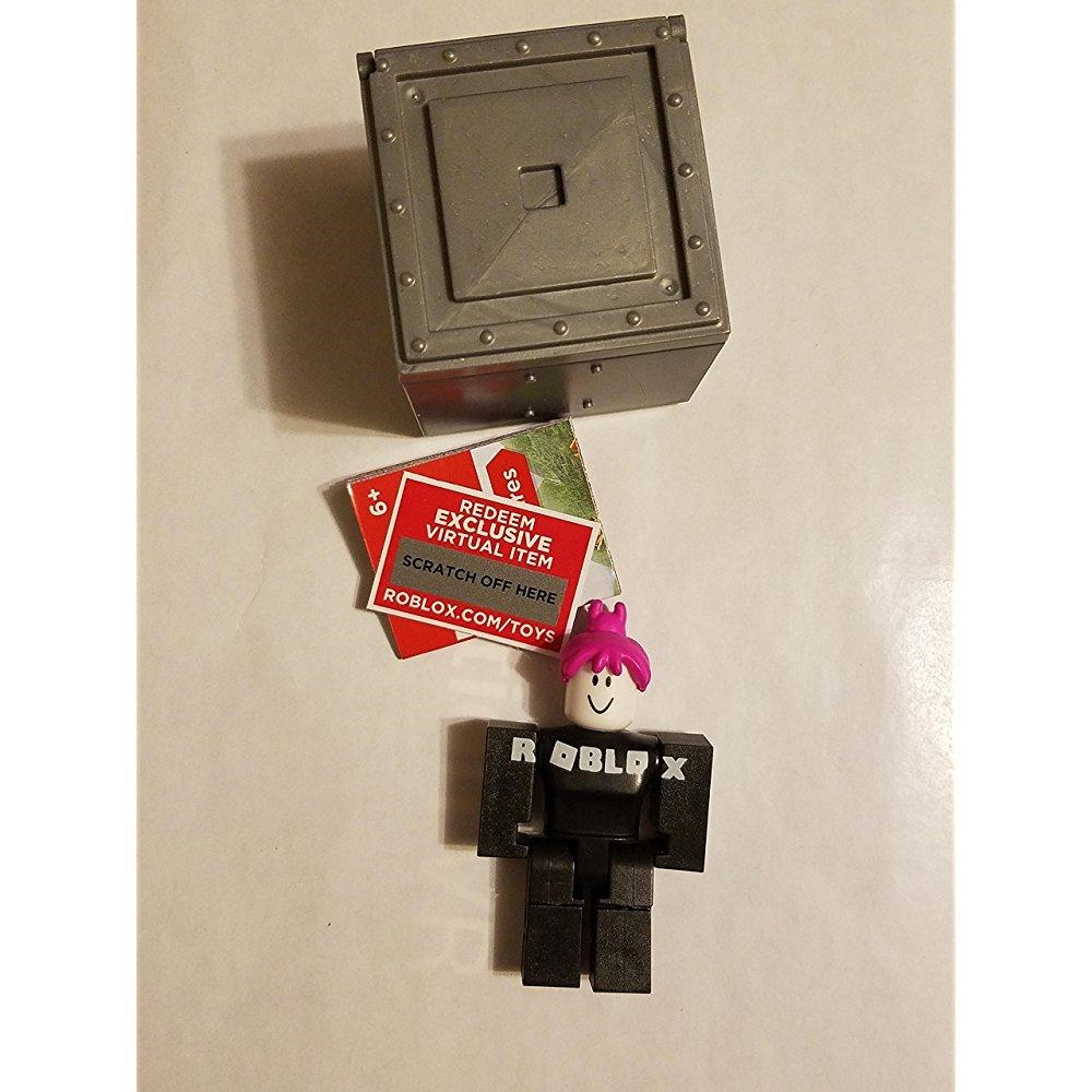 Roblox Roblox Series 1 Girl Guest Action Figure Mystery Box -