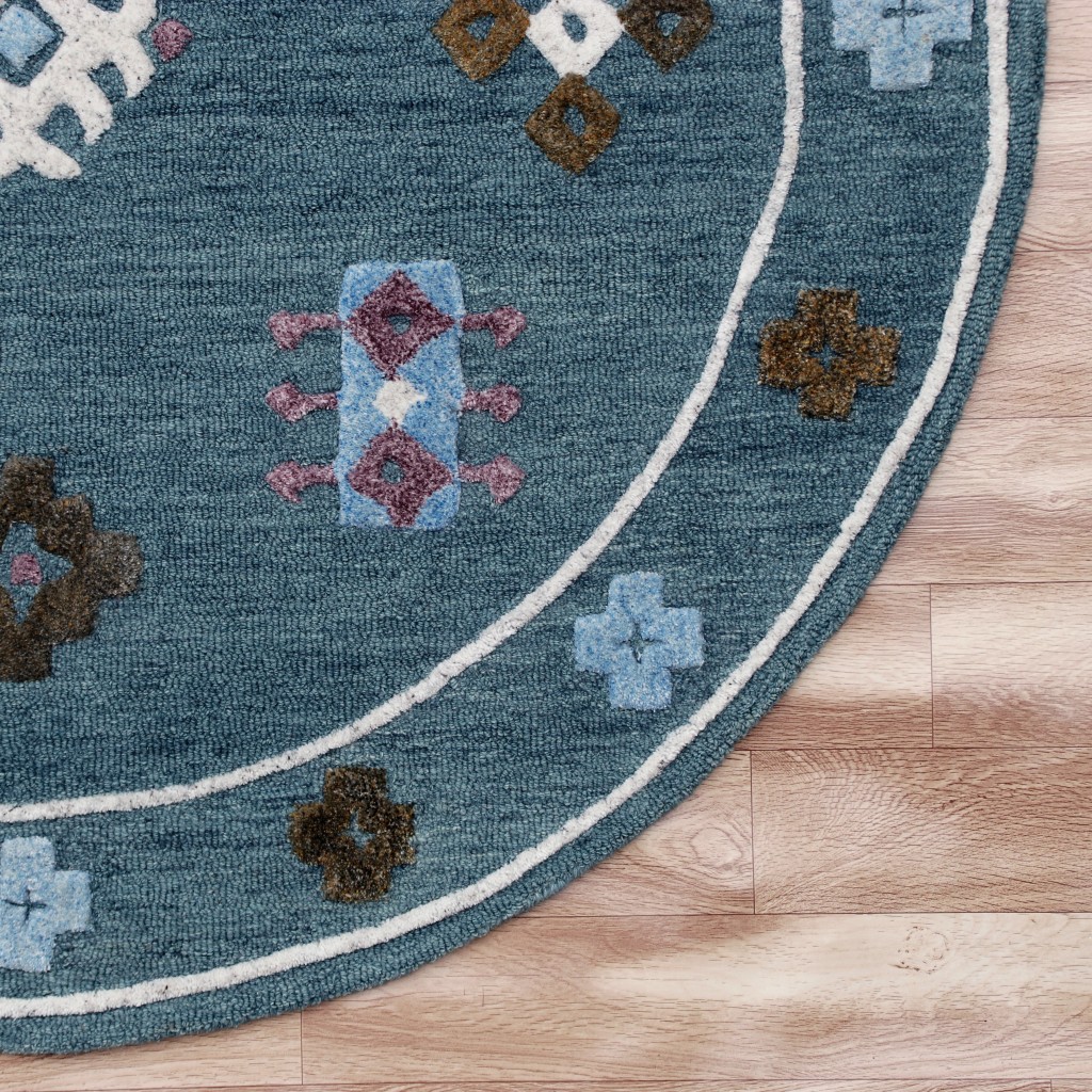 HomeRoots Home Decor 5’ Round Blue Bordered Motif Area Rug