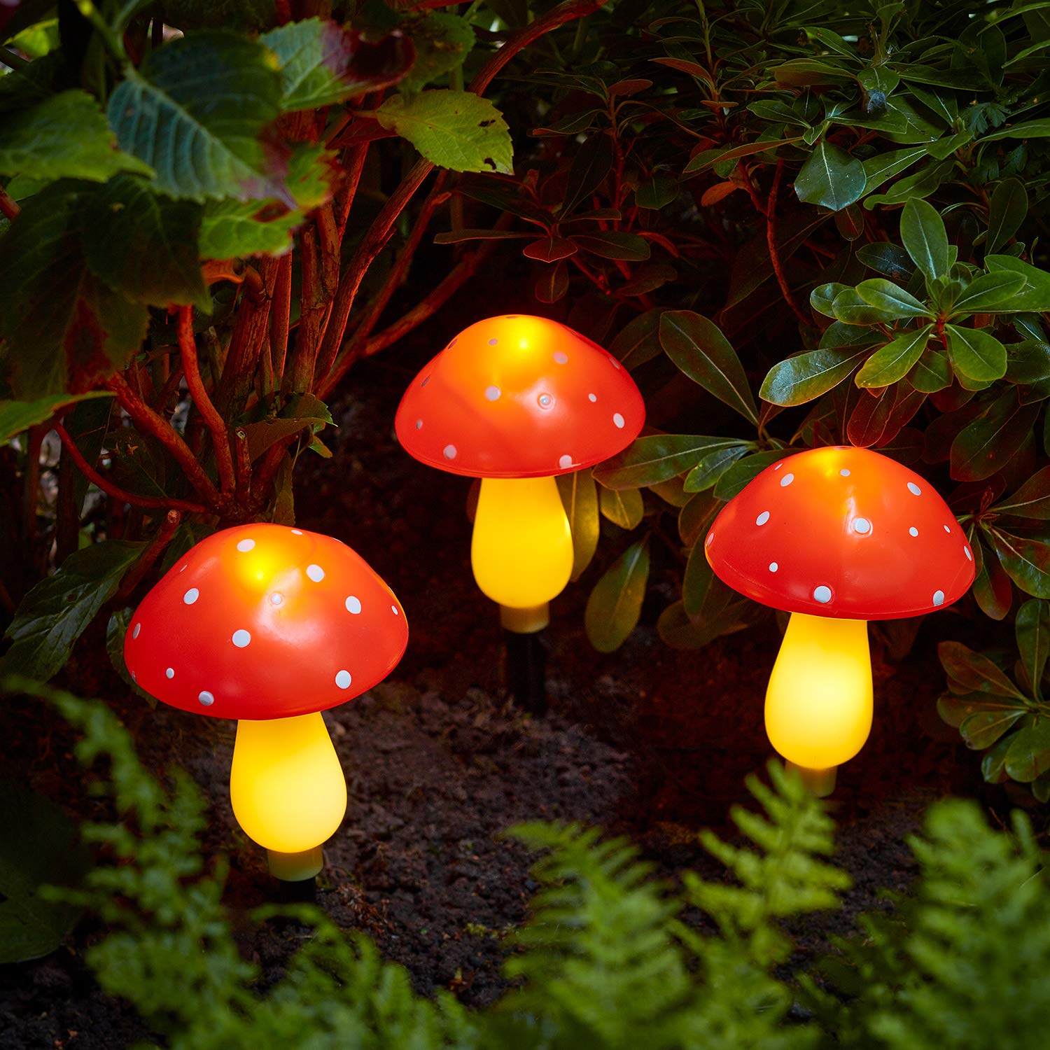 Lights4fun, Inc. Lights4fun, Inc Set of 3 Red Solar Powered Mushroom Toadstool LED Outdoor Waterproof garden Pathway Landscape Lights