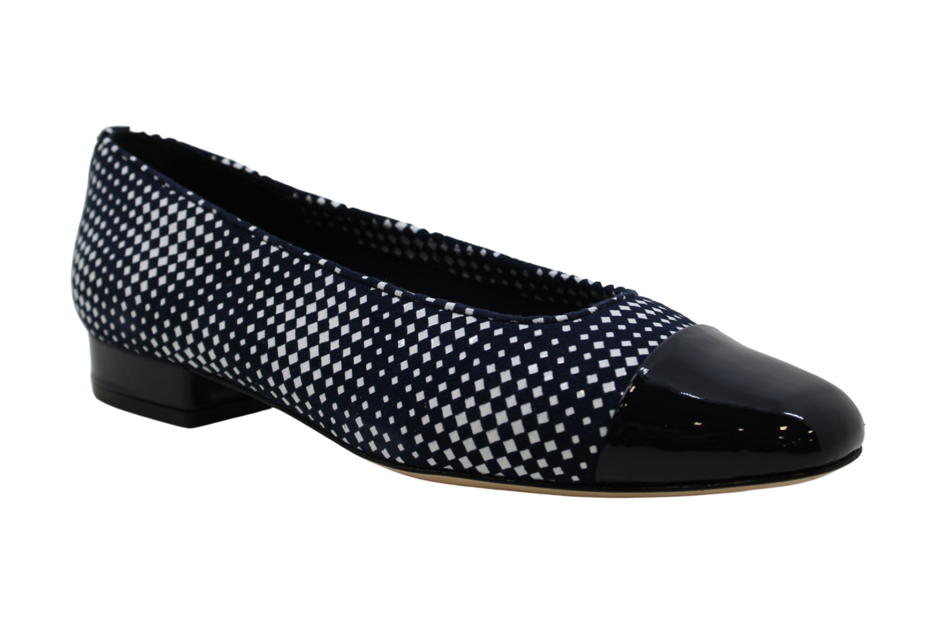 Vaneli Women's Astyr Classic Pumps – Elegant Evening Heels With Cushioned Comfort
