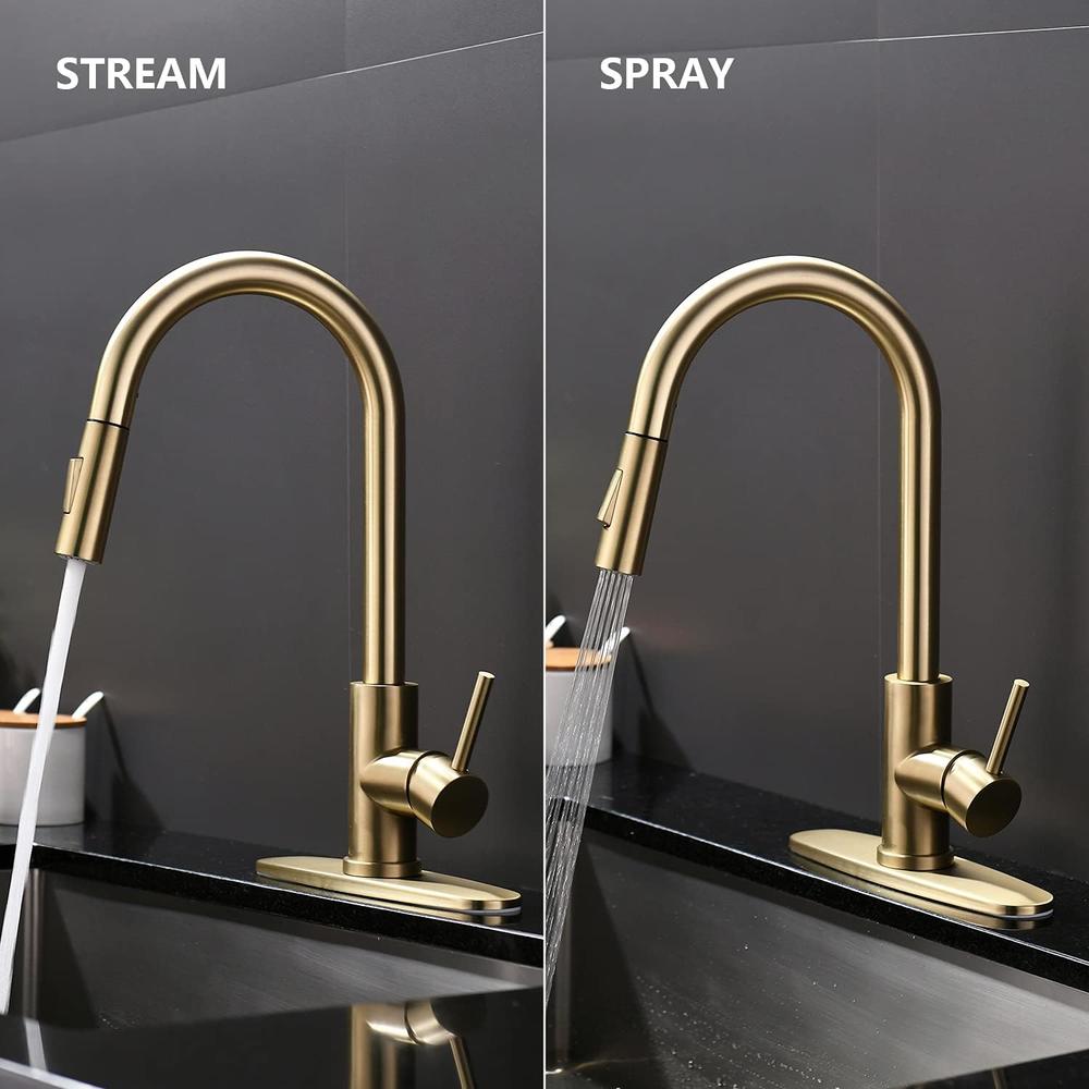 Tohlar Gold Kitchen Faucets with Pull-Down Sprayer, Modern Kitchen Sink Faucet Stainless Steel Single Handle Kitchen Faucet with Deck