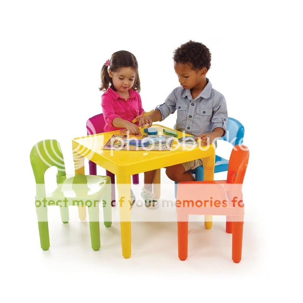 Tot Tutors Kids' Table and 4-Chair Set, Plastic