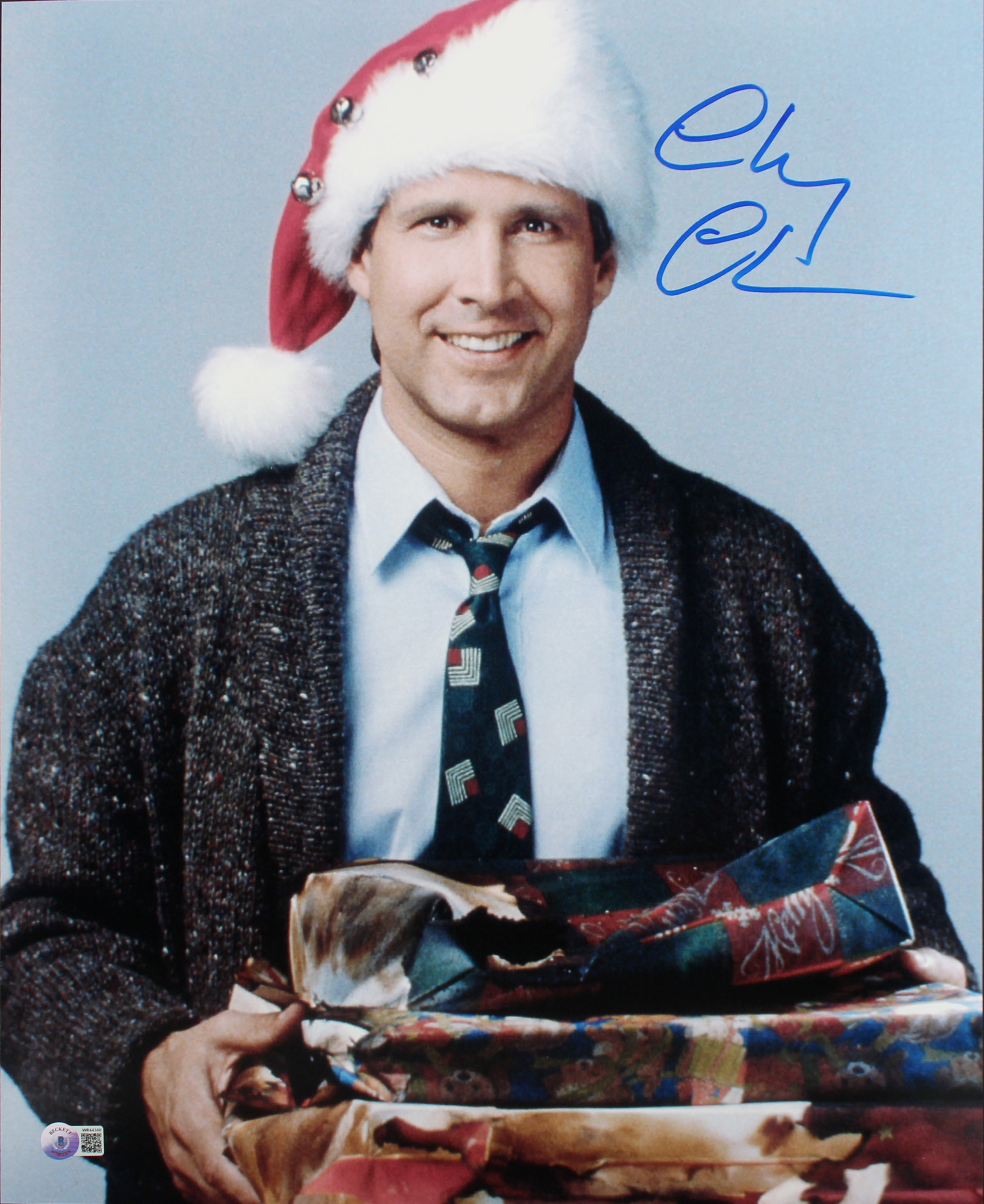 Press Pass Collectibles Chevy Chase Christmas Vacation Authentic Signed 16x20 Presents Photo BAS Witness