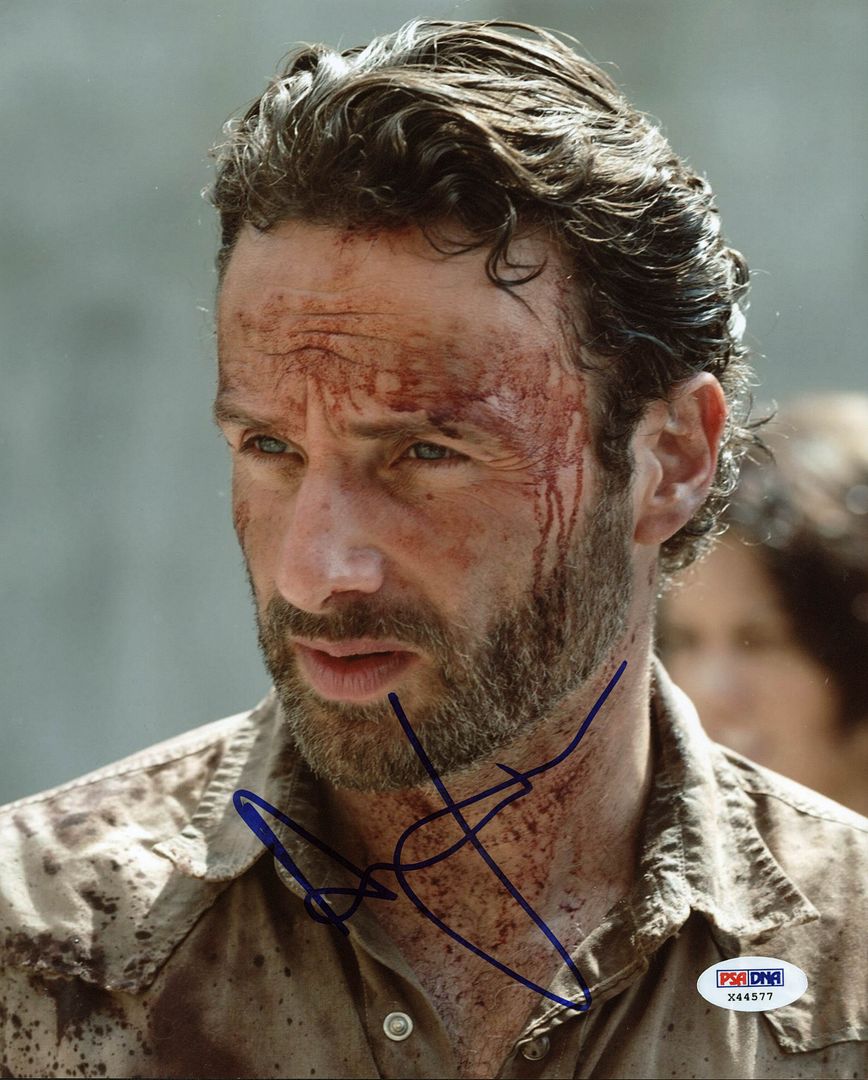 Press Pass Collectibles ANDREW LINCOLN THE WALKING DEAD SIGNED AUTHENTIC 8X10 PHOTO PSA/DNA #X44577