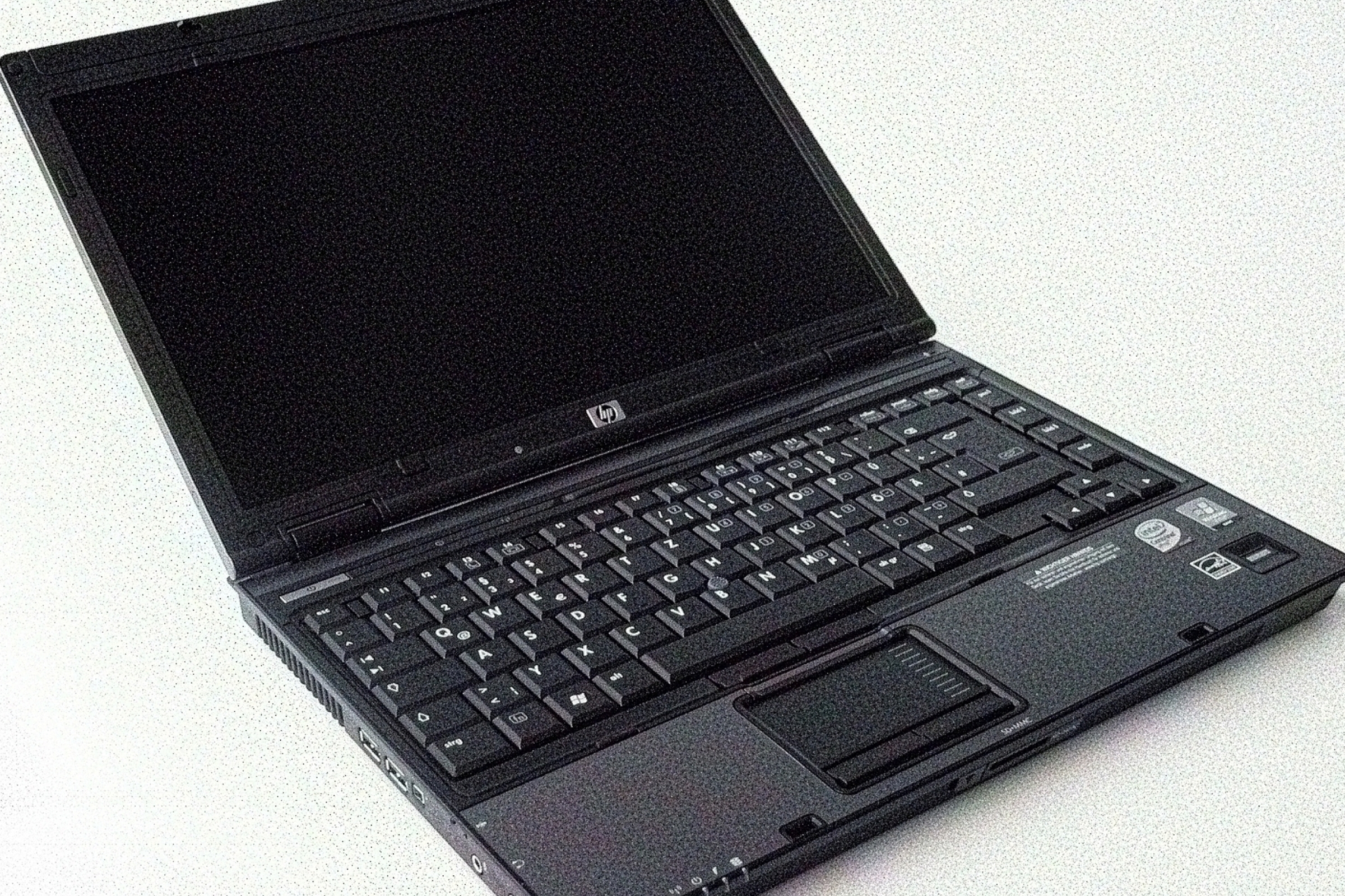HP 14-HP-6910P-00 Compaq 6910p 14.1" Gray Refurbished Laptop - Intel Core 2 Duo 2.00GHz 4GB 120GB Windows 7 Home Premium 64-Bit