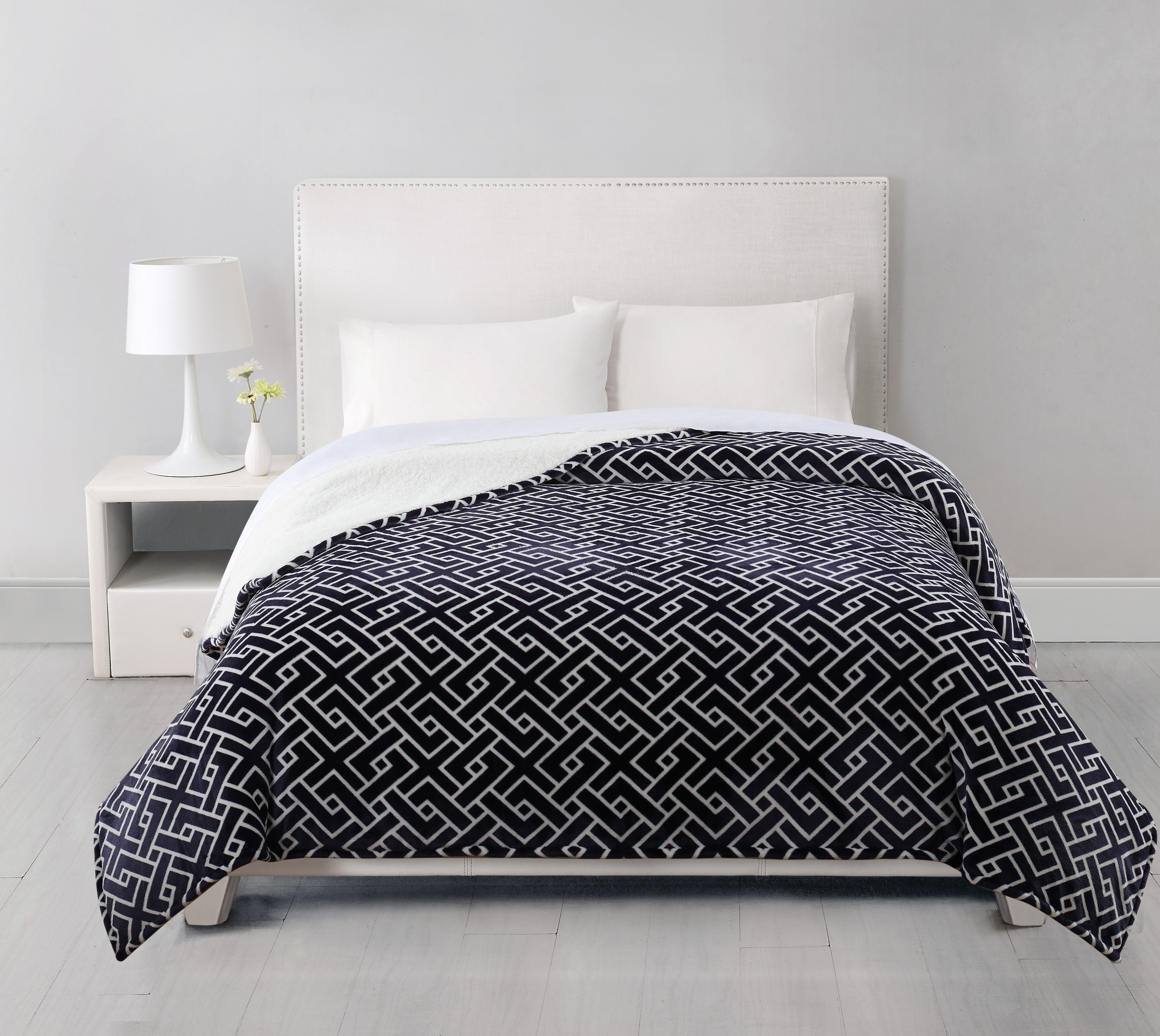 Chic Home Contour 2-Ply Blanket, Queen Navy