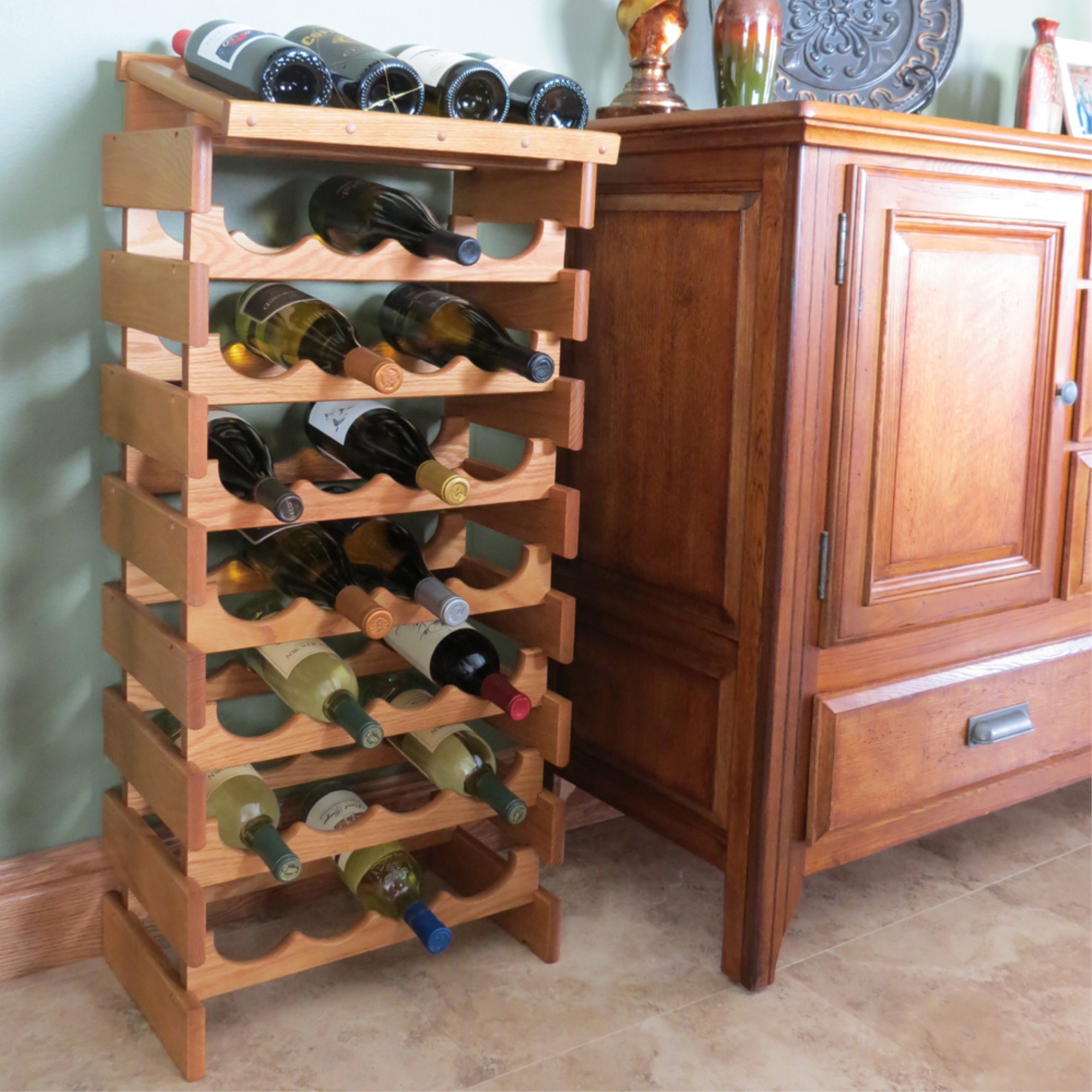Wooden Mallet 32 Bottle Dakota Wine Rack with Display Top, Mahogany