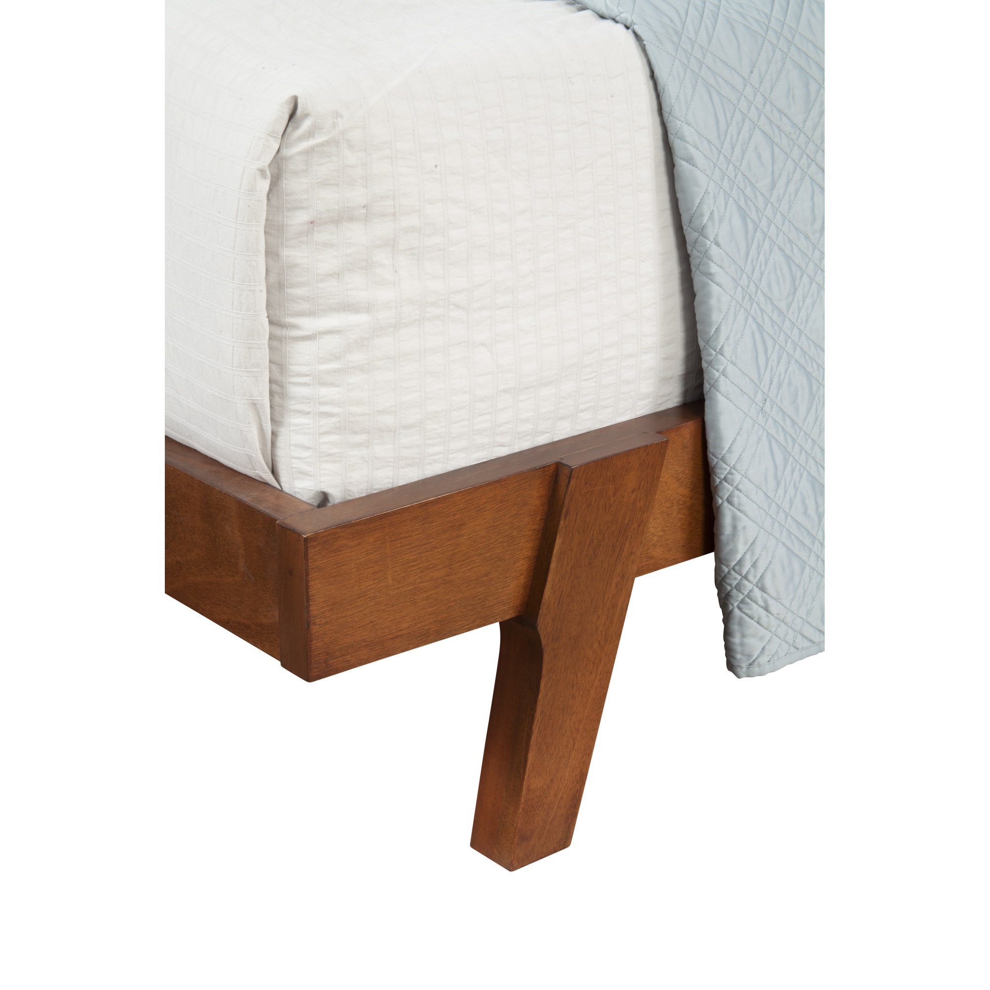 IDEAZ International LLC 1386APB Brown Sophisticated Full Size Platform Bed