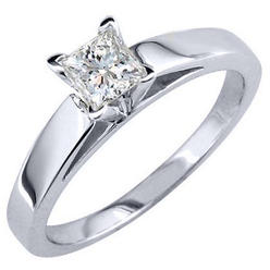 TheJewelryMaster 14k White Gold 1 Carat Solitaire Princess Cut Diamond Engagement Ring
