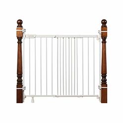 Summer Infant 27903Z Banister & Stair Safety Gate With Extra Wide Door, Metal, 31 - 46, White, 31-46