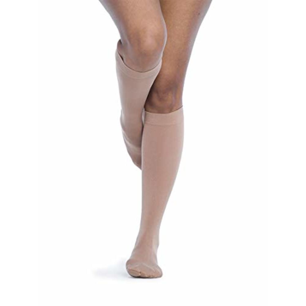 SIGVARIS Women’s Style Soft Opaque 840 Closed Toe Calf-High Socks 20-30mmHg