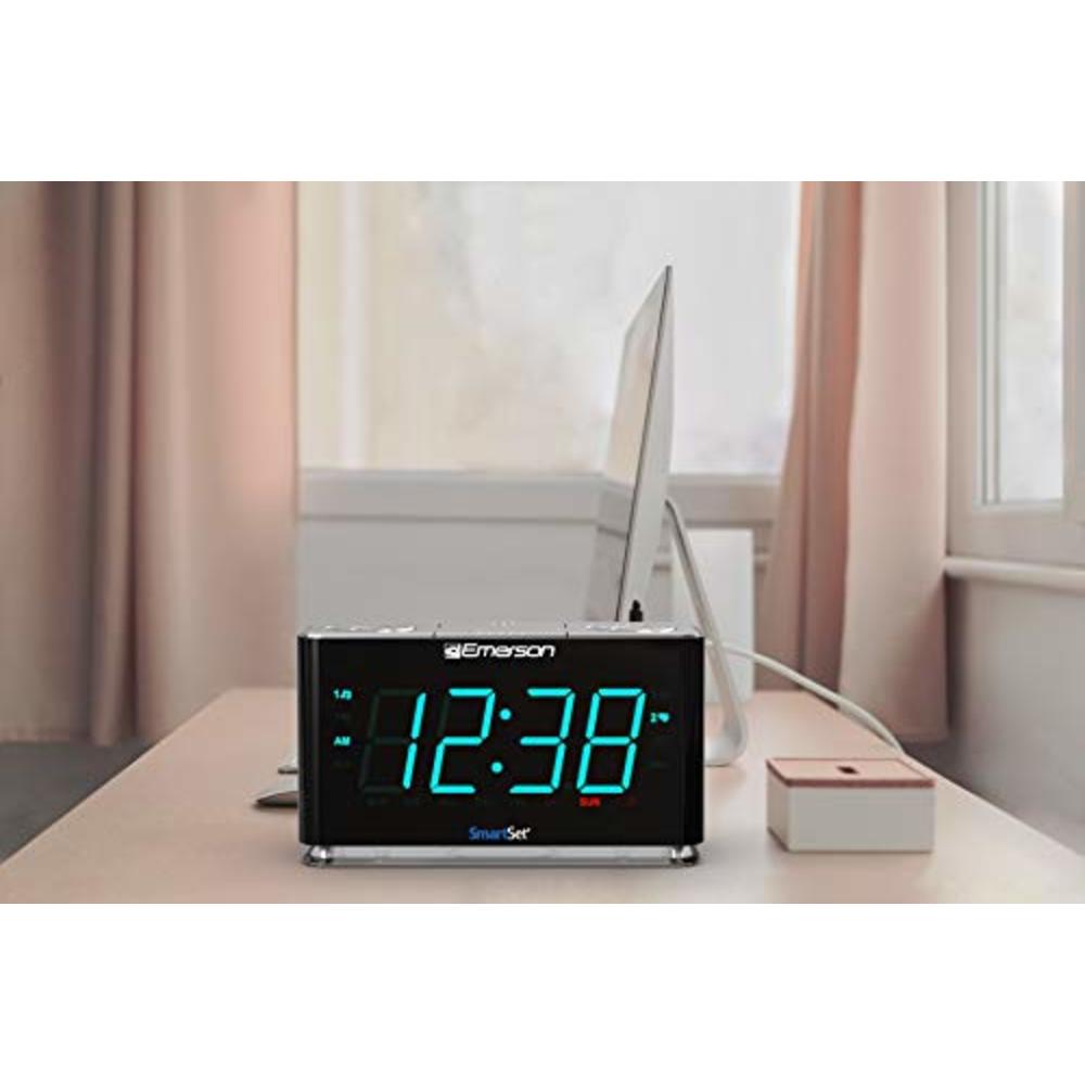 Emerson Radio Emerson SmartSet Alarm Clock Radio with Bluetooth Speaker, Charging Station/Phone Chargers with USB port for iPhone/iPad/iPod/An