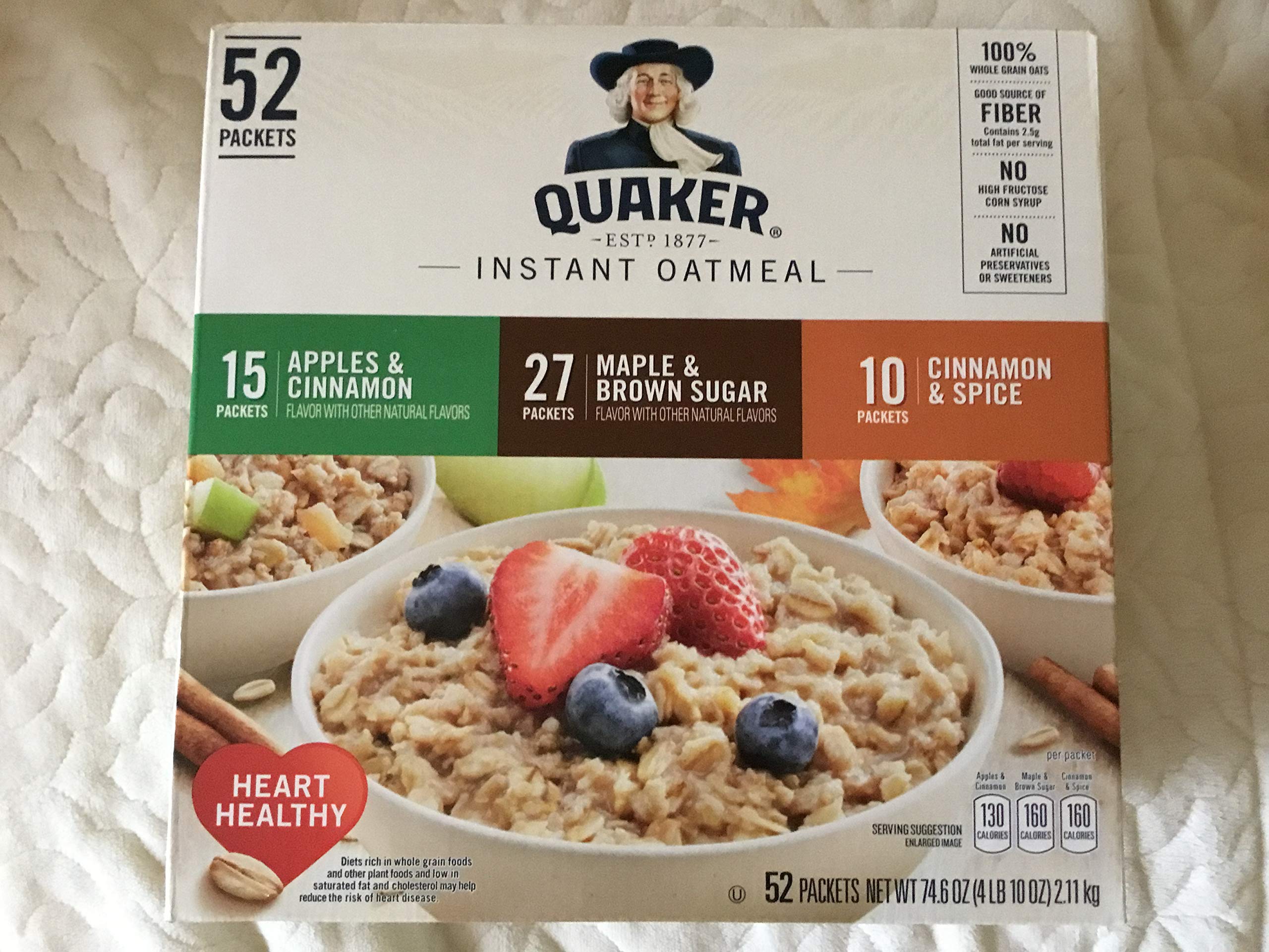 Quaker Instant Oatmeal 52 packets (Apples & cinnamon Maple & Brown Sugar cinnamon Spice)