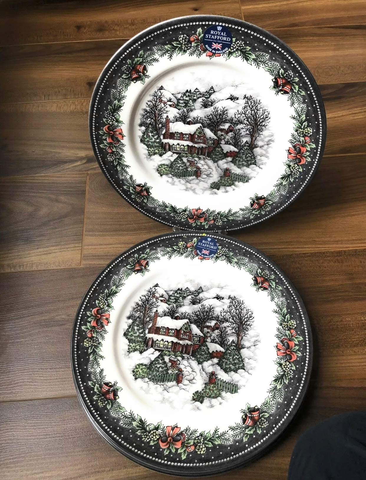 Royal Stafford christmas Village Dinner Plate, Set of 4