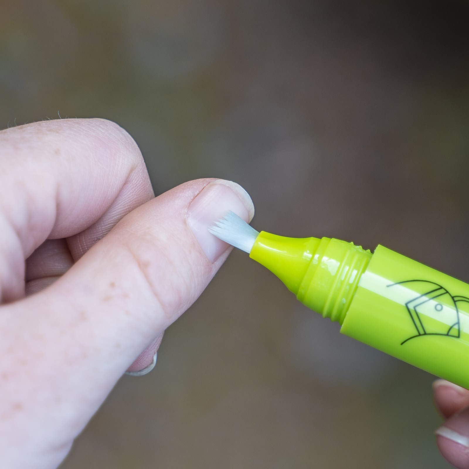 Nail Quail - Strong Will Anti-Nail Biting Click Pen, 7ml, Made in USA