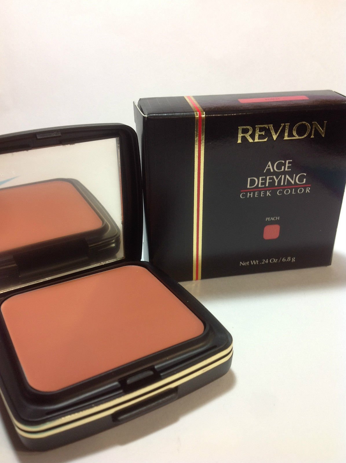 Revlon Age Defying Cheek Color Creamy Blush (Peach) Full Size.