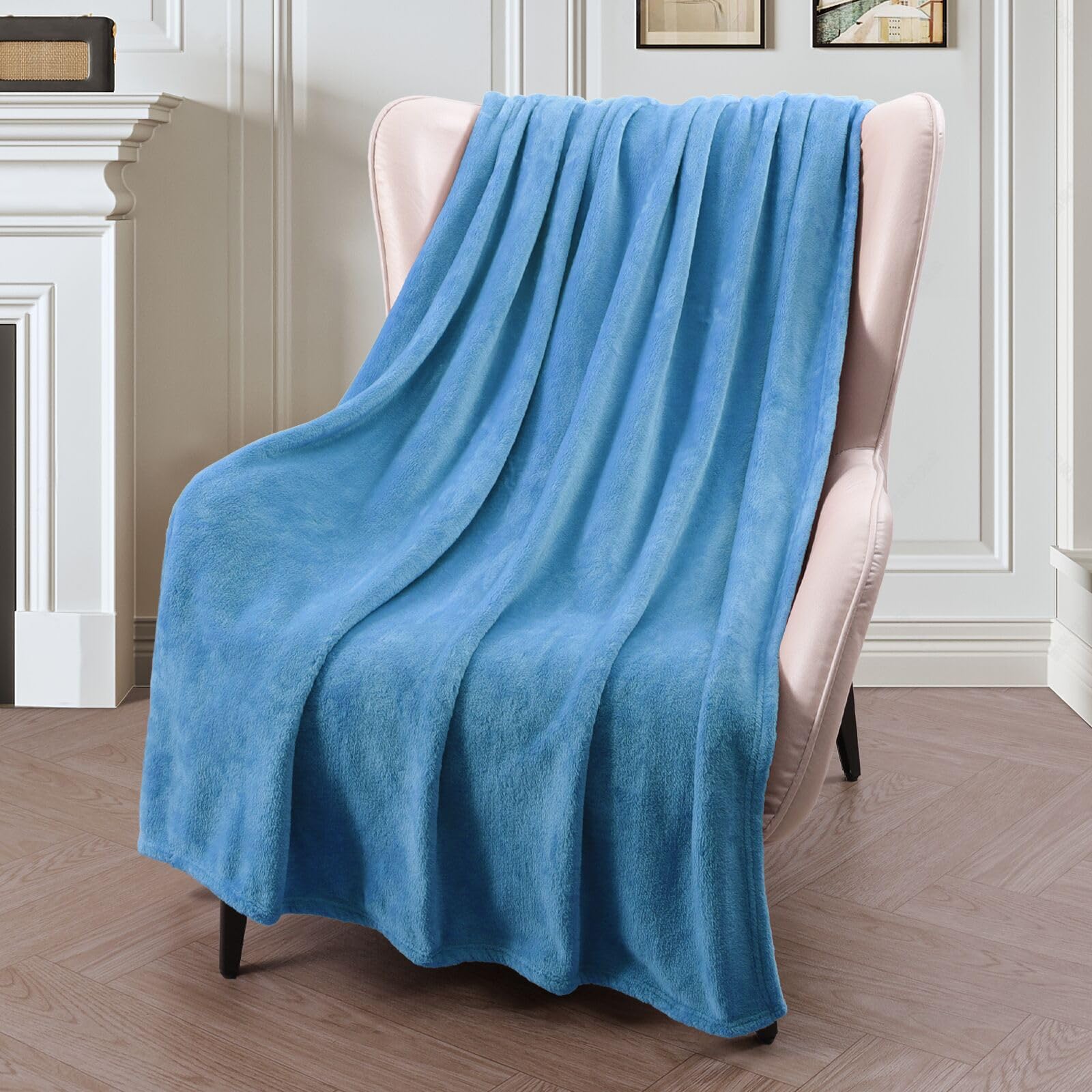 Exclusivo Mezcla Extra Large Fleece Throw Blanket for Couch, Sofa
