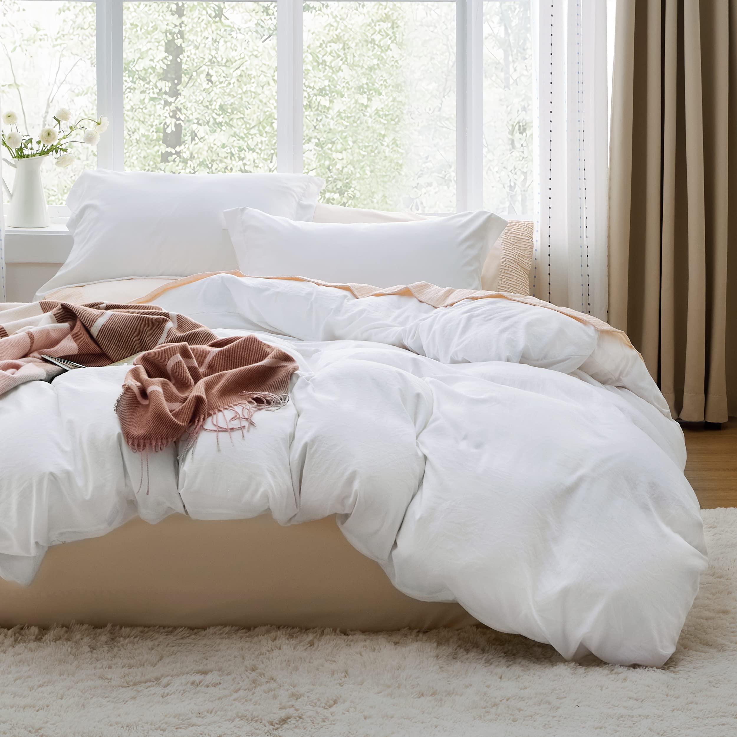 Bedsure White Oversized King Duvet Cover - Soft Prewashed Oversized King  Duvet Cover Set, 3 Pieces, 1 Duvet Cover 120x98 Inches, image size:2500x2500